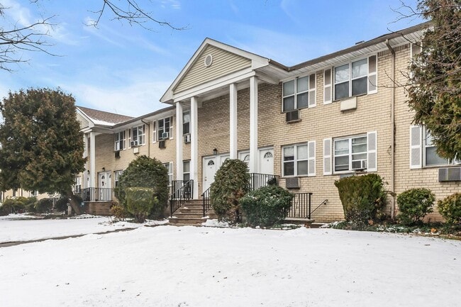 Photo - Cheryl Gardens