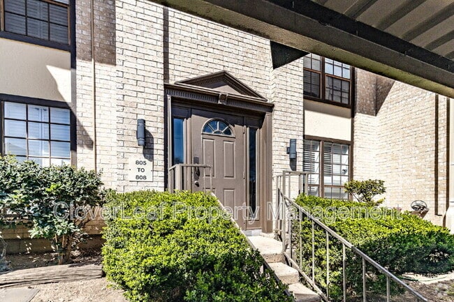 Building Photo - 165 W Rampart Dr Unit #805 Rental