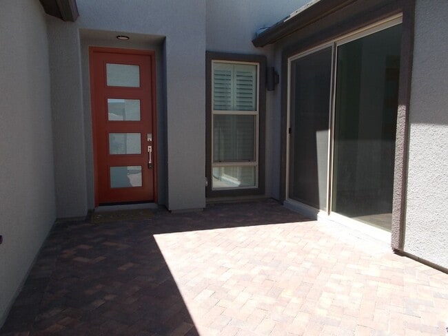 Photo - Luxury Brand-New Home with Designer Finishes, Courtyard & Bonus Game Room