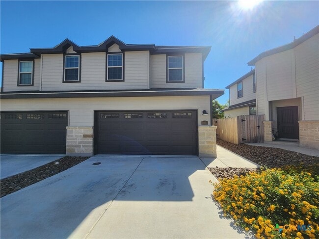 Building Photo - 2021 Rueben Rd Rental
