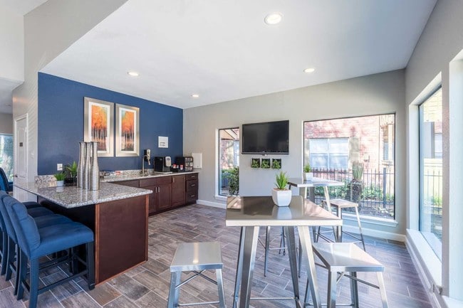 Cibercafé - Fairfield Trails Apartments