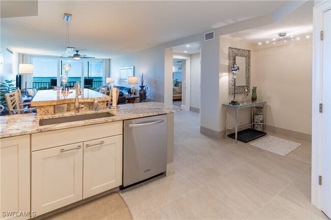 Photo - 3 Bluebill Ave Unidad 801