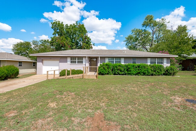 Photo - 27 Summit Cir