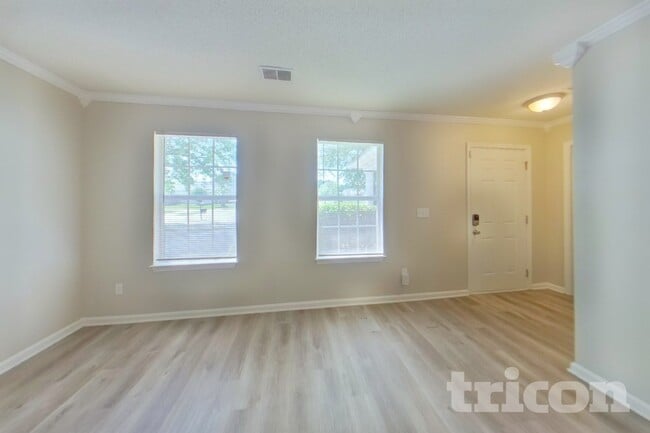 Photo - 61 Bluebead Ct