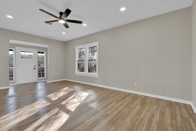 Photo - Updated Urban Retreat in the Heart of San Antonio