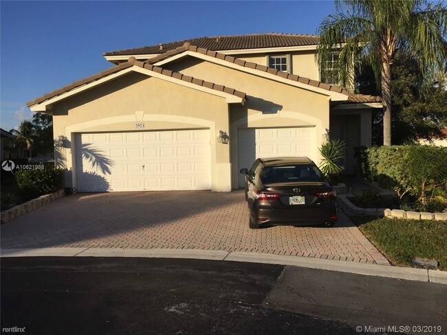 4 And Up Bedroom Monarch Lakes Apartments For Rent Miramar Fl Photo 2923 Sw 138th Ave