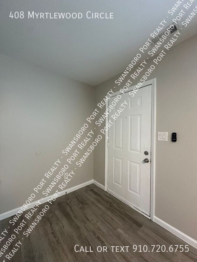 Photo - 408 Myrtlewood Cir