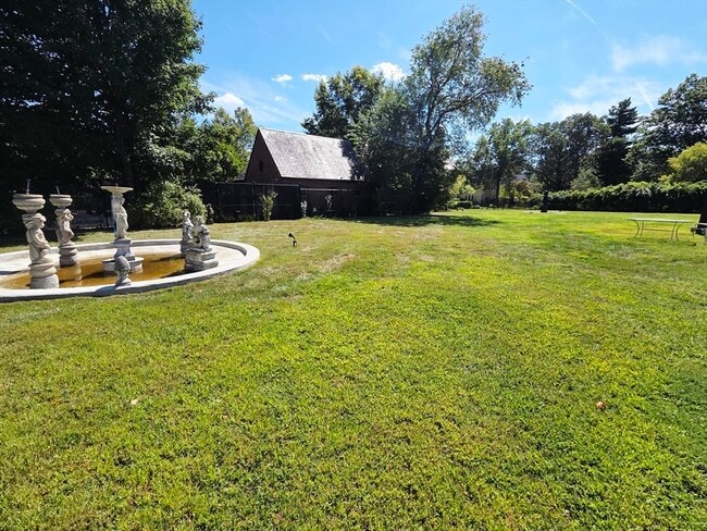 Photo - 313 Maple St Unidad Carriage