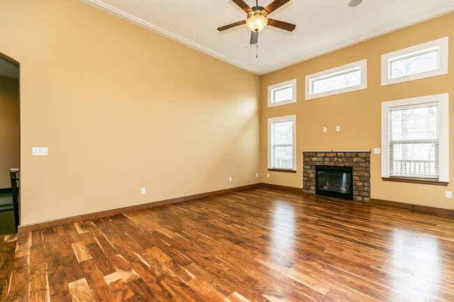 Photo - 3223 Kelsey Ln