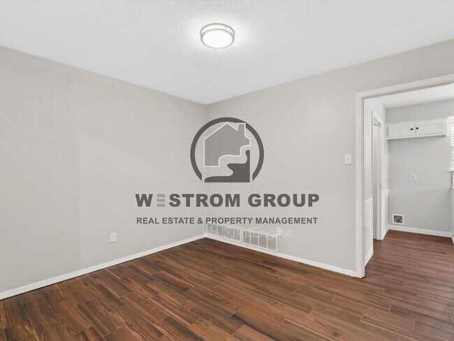 Photo - 5402 Rimrock Ct