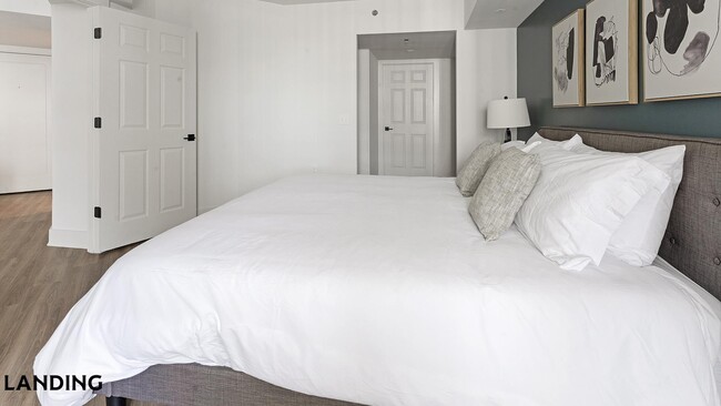 Photo - 1221 S Eads St Unit 01-1106