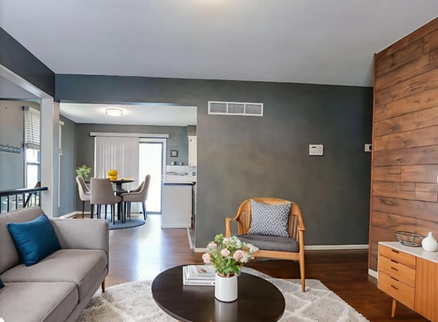 Photo - 3909 S Marshall Dr