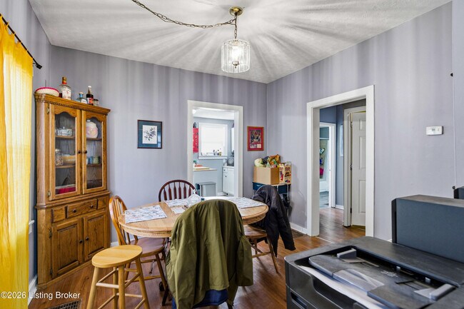 Photo - 924 Burton Ave