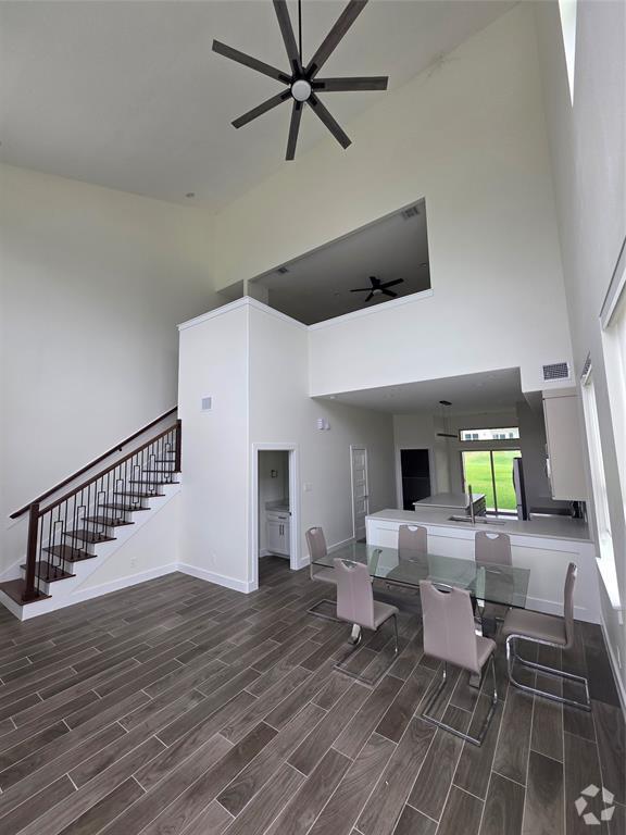 Building Photo - 12255 Trail Hollow Dr Rental