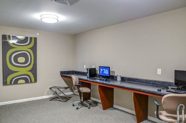 Photo - Viewmont Square