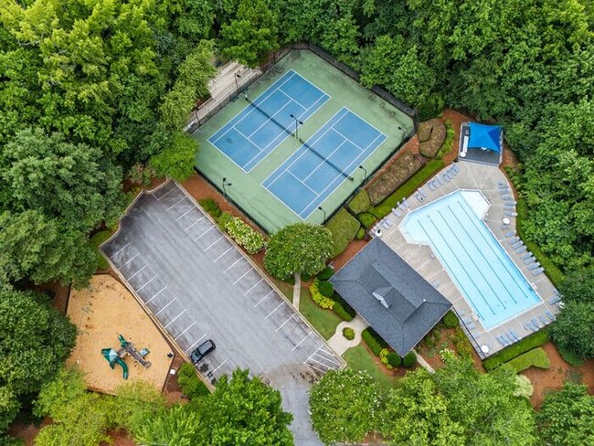 Photo - 3165 Maple Terrace Dr