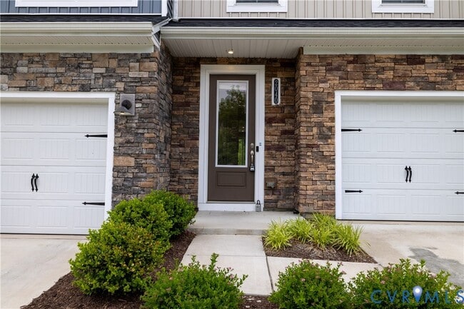 Photo - 2040 Cedarbird Wy