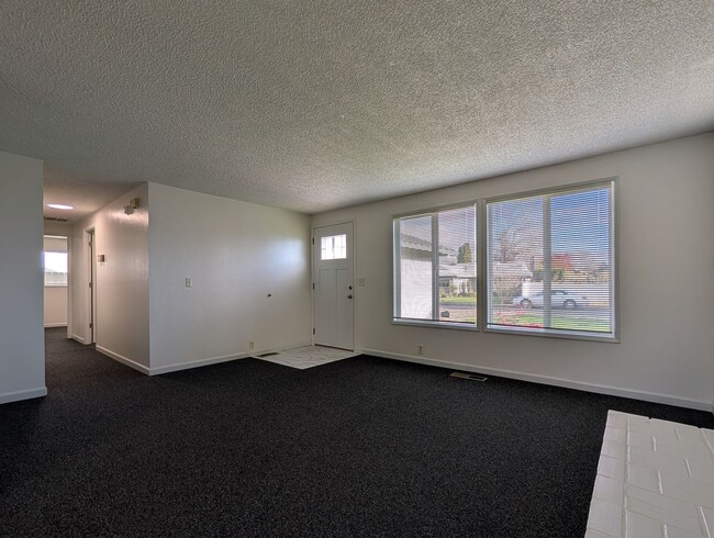 Photo - Newly Renovated 3-Bedroom, 1.5-Bath in Fantastic Neighborhood- Sheldon HS District