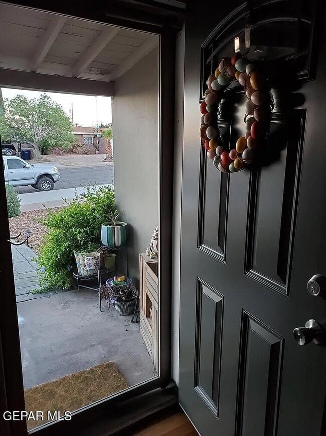 Photo - 2705 Jackson Ave