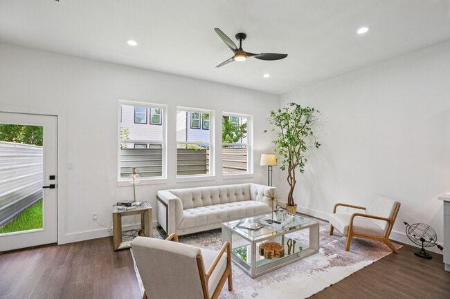 Photo - 3514 Goodhope St