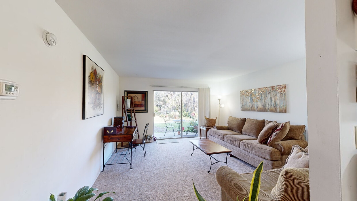 Photo - Sun Bay Apartments