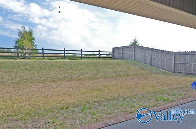 Photo - 206 Fields Pond Dr