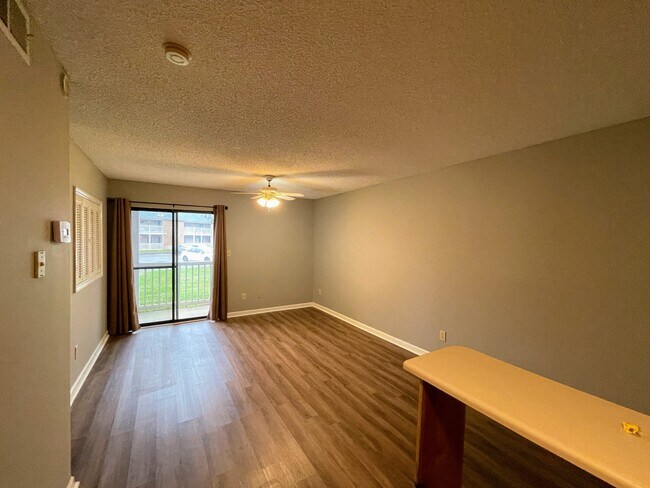 Photo - 6634 Willow Pointe Dr NW