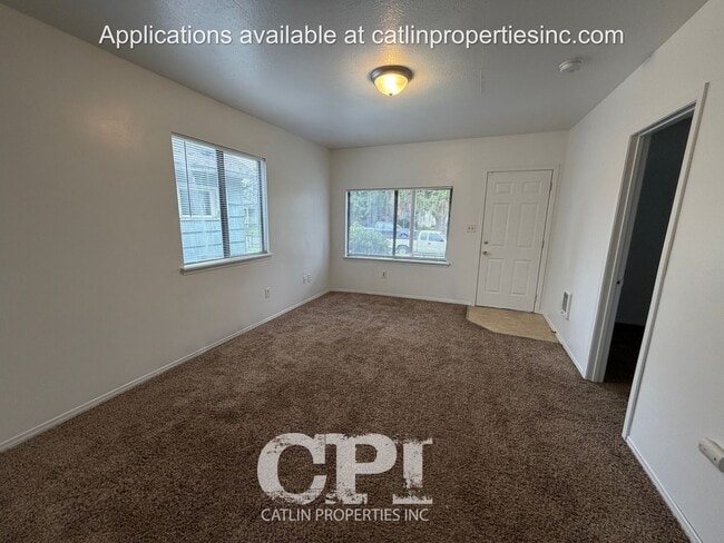 Photo - 321 21st Ave