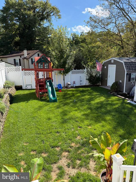 1550 Fairview Ave