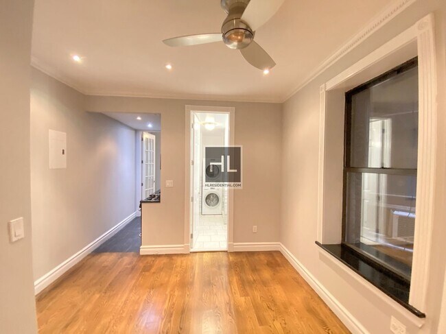 Photo - Mott Street Unit 8