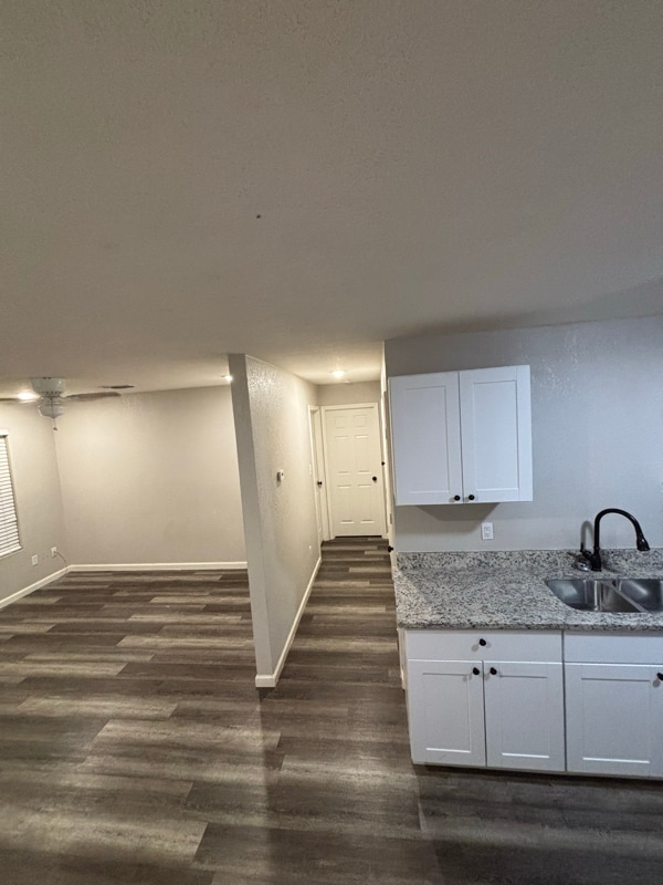 Photo - 822 Maple St