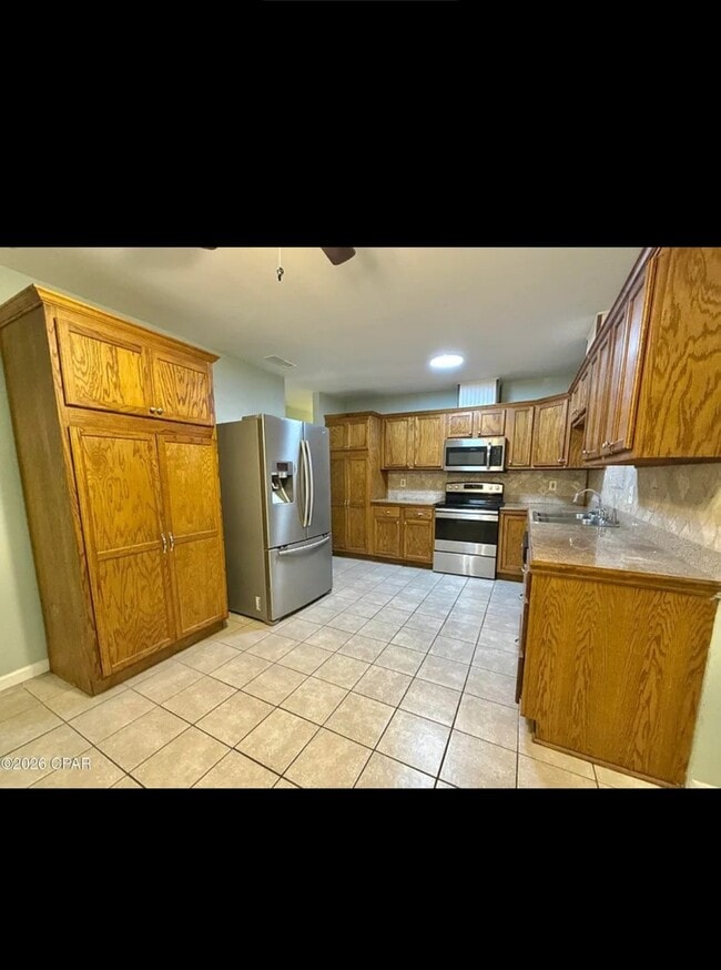 Photo - 1418 Iowa Ave