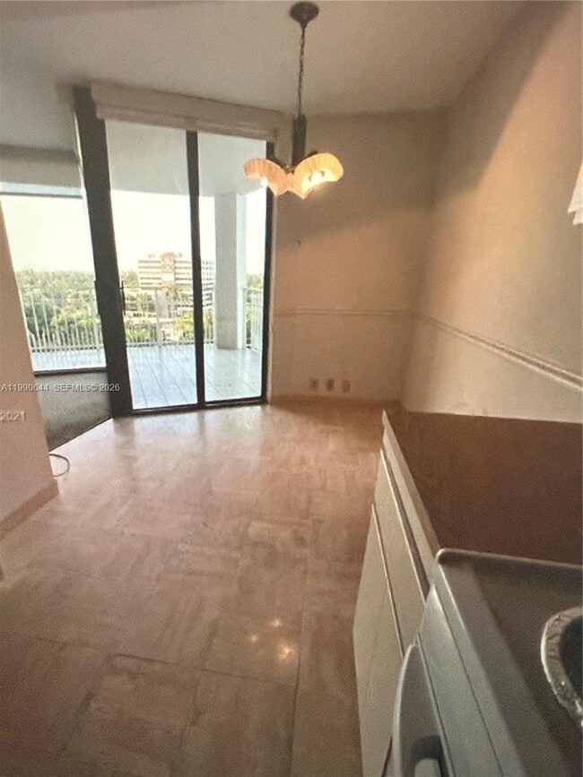 Photo - 2000 Towerside Terrace Unidad 1005