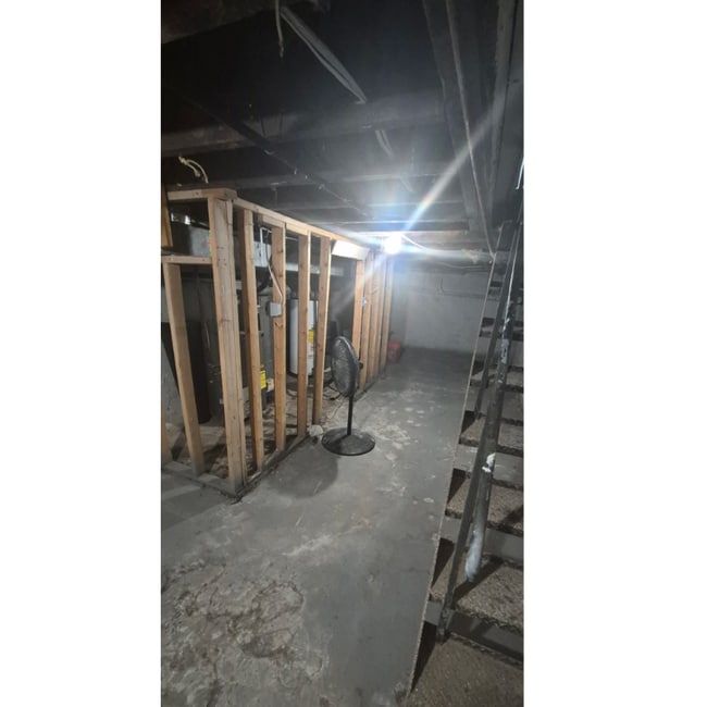 Photo - 647 S Pulaski St