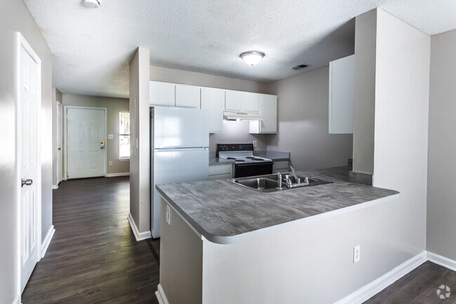 2BR, 1.5BA - 966SF - Kitchen
