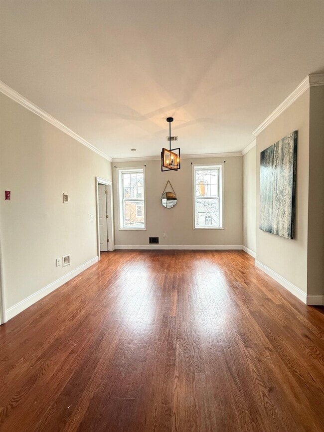 Building Photo - 375 Palisade Ave Unit 2 Rental