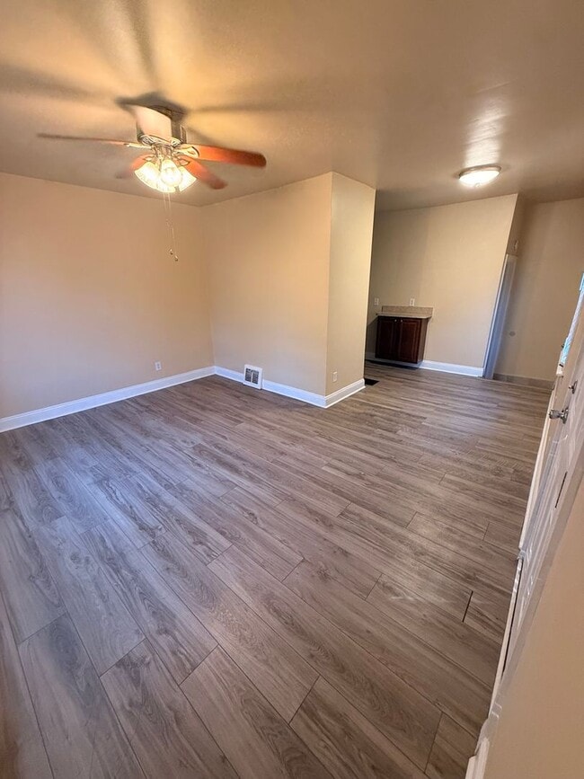 Photo - 932 Negley Ave Unidad B