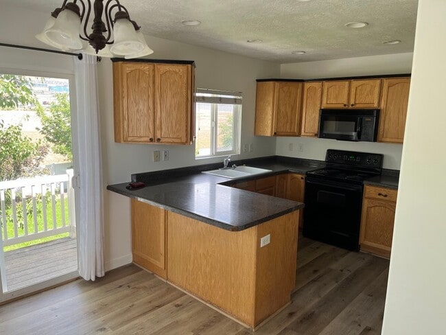 Photo - 1868 W Pointe Mdw Dr