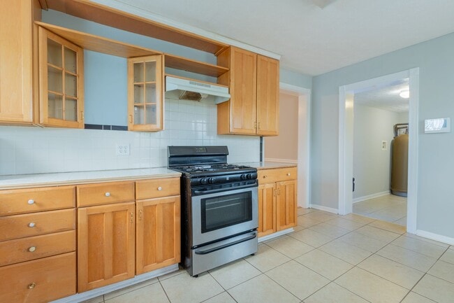 Photo - Available Now!  Affordable, Move-In Ready Home close to Interstate & Downtown Columbus.