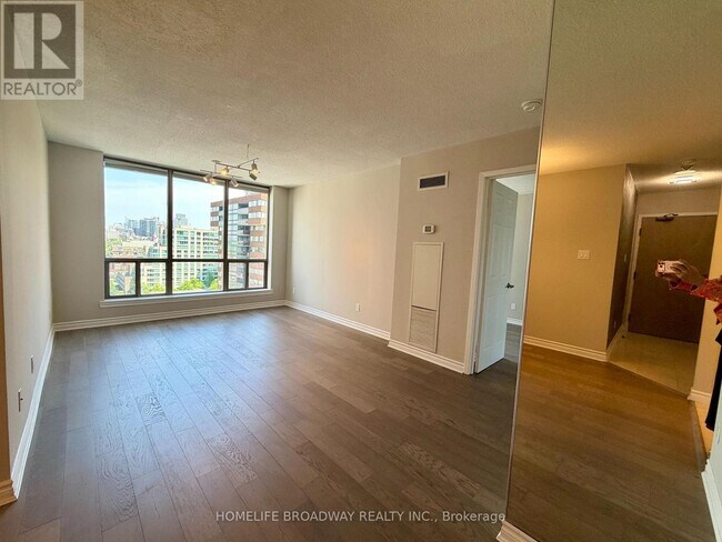 Photo - 40 Scollard St Unit 1106
