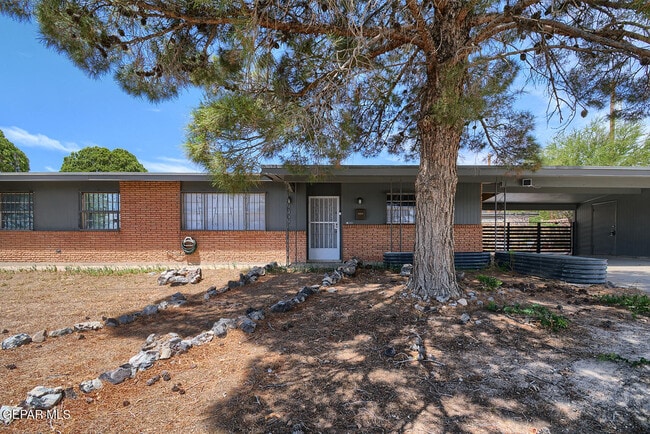 Photo - 2927 Harrison Ave