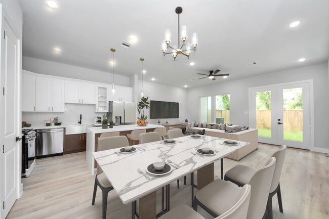 Building Photo - 6814 Del Rio St