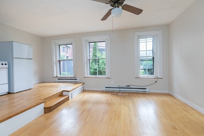 Photo - 73 Chandler St Unit 2