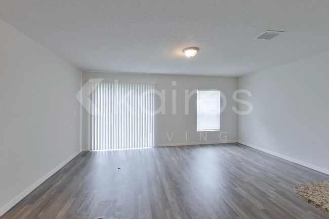 Photo - 80 Pheasant Dr