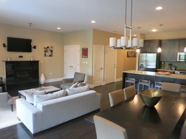 Photo - 118 N Halsted St Condo Unit 2