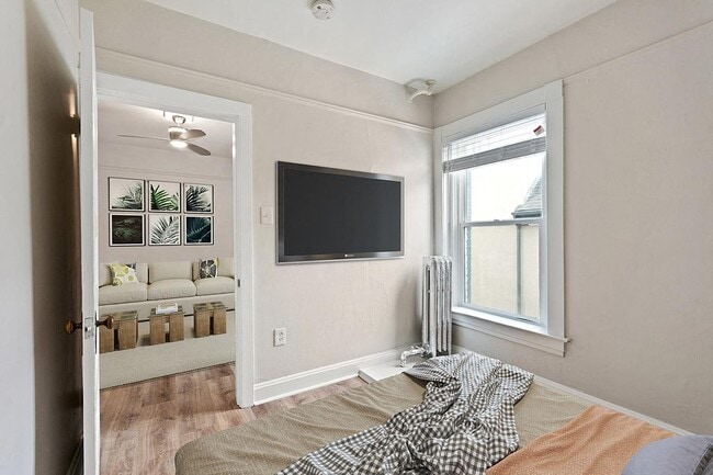 1651 Washington