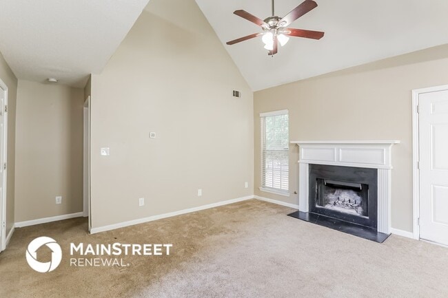 Photo - 420 Buffington Dr