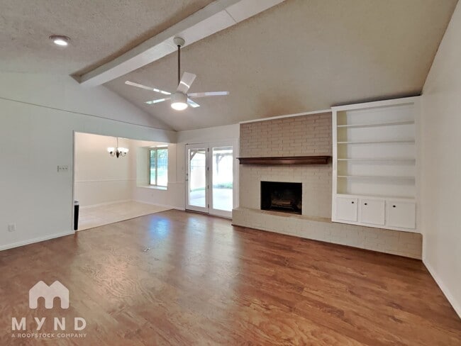 Photo - 2015 Arborcrest Dr