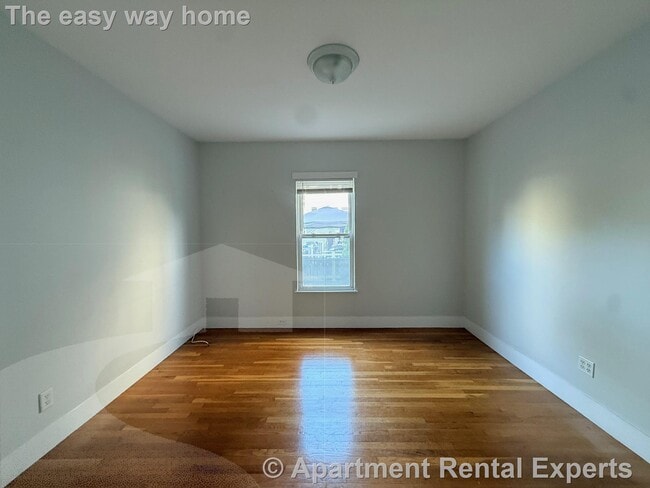 Photo - 69 Raymond Ave Apartamento Unidad #1R