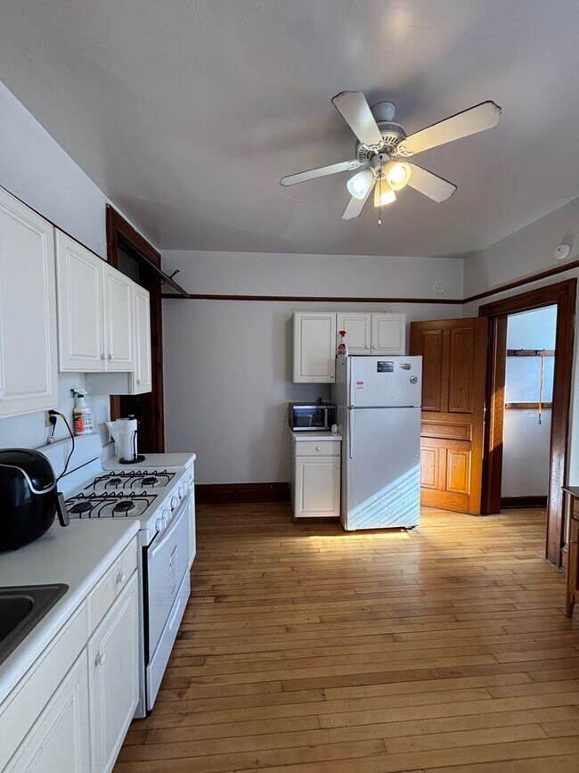 Photo - The Mansion Unit 3